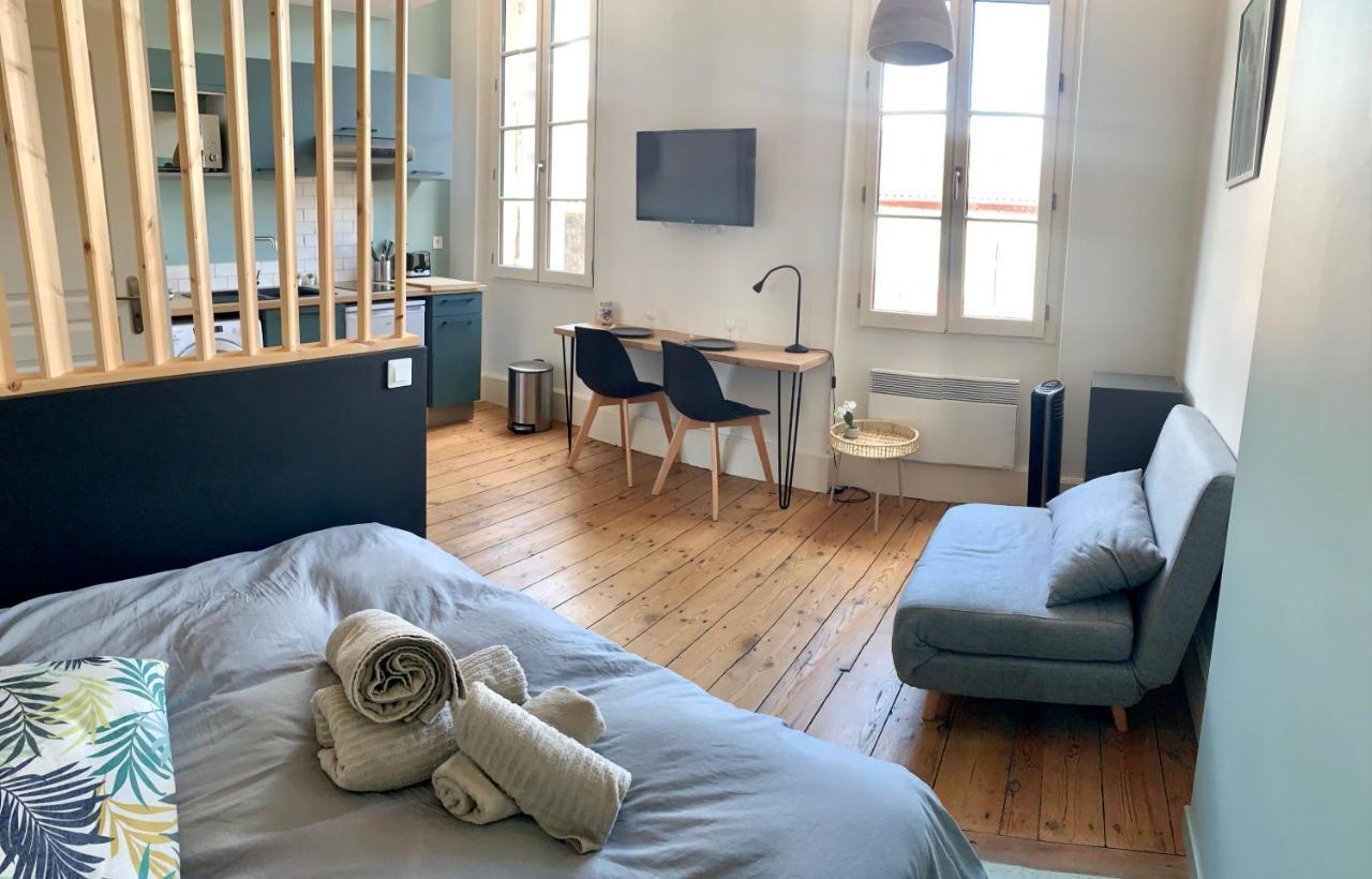 LE DUMON 4 - Studio NEUF LUMINEUX CALME - WiFi - GARE 200m Agen Esterno foto